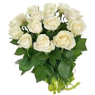 15 білих троянд в букеті
