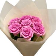 Букет із 7 червоних троянд