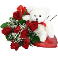Букет із 7 троянд з Ведмедиком