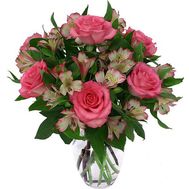 Букет квітів із 7 троянд і 8 альстромерій