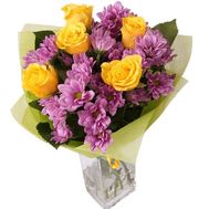 Букет із 5 жовтих троянд і 4 хризантем