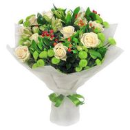 Букет квітів із альстромерій, троянд, хризантем