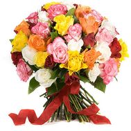 Букет із 41 різнобарвною троянди