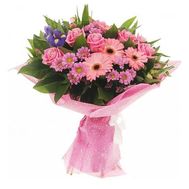 Букет квітів із 5 троянд, 5 гербер та 5 хризантем