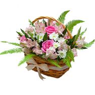 Кошик з 5 троянд, 4 альстромерій і 2 хризантем