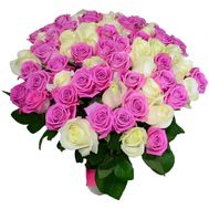 Букет із 101 троянди в ніжному оформленні