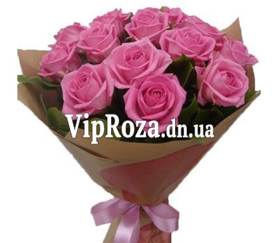 15 рожевих троянд