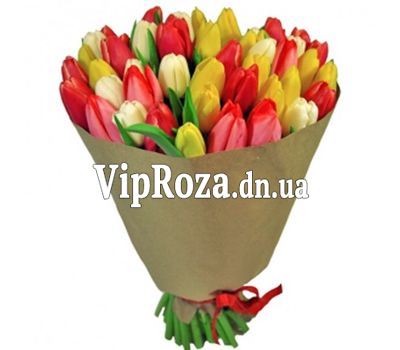 Букет із 65 тюльпанів