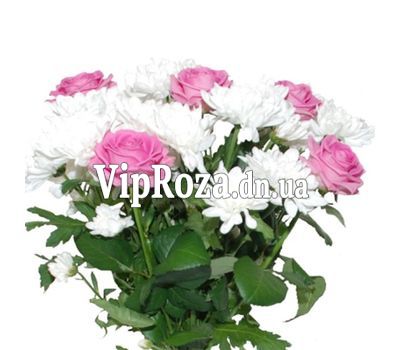 Букет із 5 рожевих троянд і 2 хризантем
