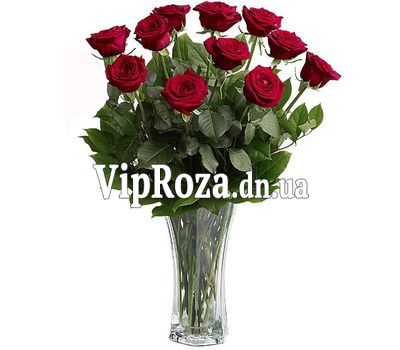 Букет із 11 червоних троянд