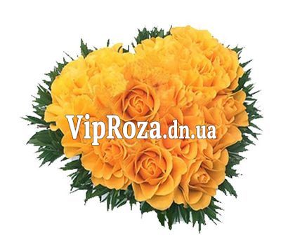 17 жовтих троянд