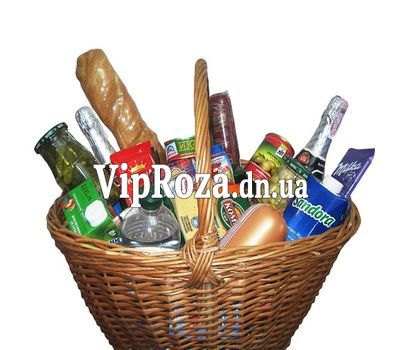 Велика корзина продуктів